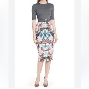 Ted Baker Anaste Mirror Minerals Print Dress size 0 (Size 2)‎